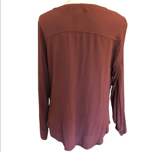 Draped Knot Front Button Top Shirt - Picture 10 of 12